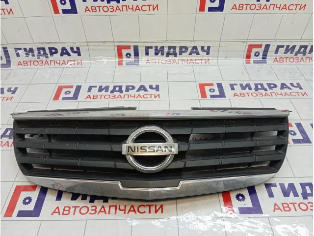 Решетка радиатора Nissan Almera Classic 6230095F0A