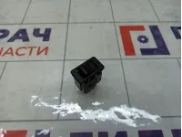 Кнопка обогрева сидений правая Nissan Almera Classic 2550095F0B