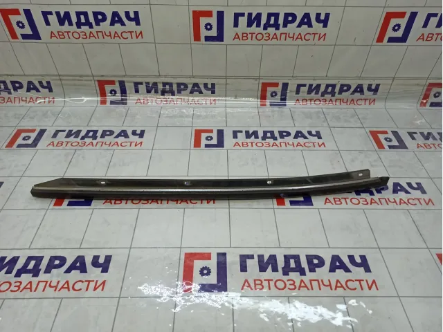 Молдинг лобового стекла правый Nissan Almera Classic 7276295F0A