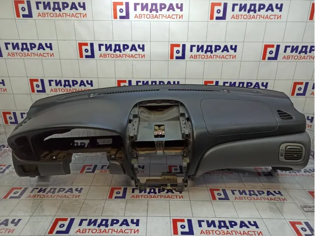 Торпедо Nissan Almera Classic 6820095F0B