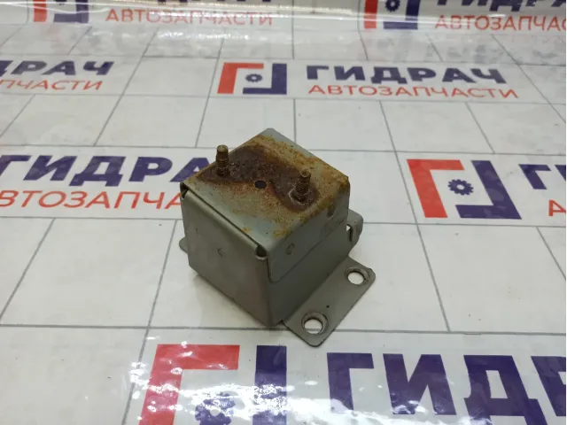 Кронштейн усилителя заднего бампера левый Nissan Almera Classic 8520295F0B