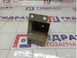 Кронштейн усилителя заднего бампера правый Nissan Almera Classic 8521095F0B