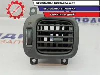 Дефлектор воздушный правый Nissan Almera Classic 68750-95F0B.