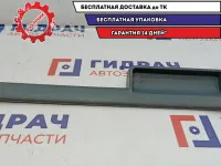 Накладка порога внутренняя передняя левая Nissan Almera Classic 74952-95F0B. Царапины, сломано крепление.