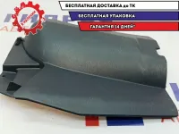 Накладка центральной консоли правая Nissan Almera Classic 68920-95F0B. Царапины.