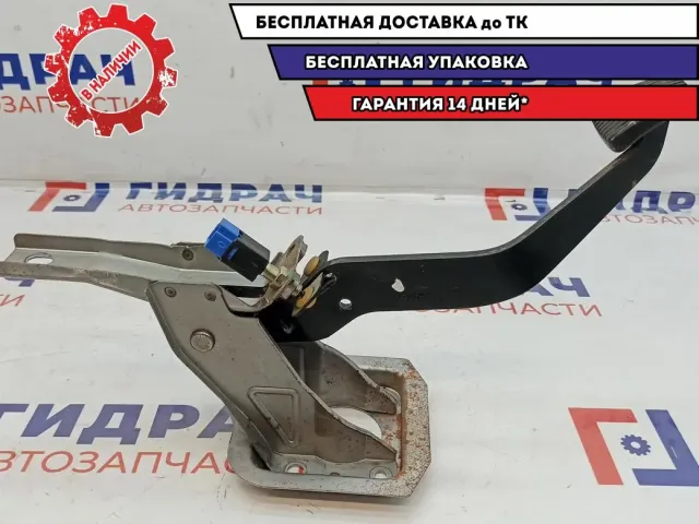 Педаль тормоза Nissan Almera Classic 46501-95F0A.