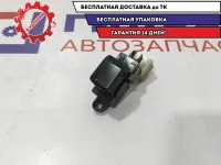 Кнопка стеклоподъемника Nissan Almera Classic 25411-95F0B.