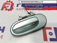Ручка двери задней наружная левая Nissan Almera Classic 82607-95F0H. Потертости.
