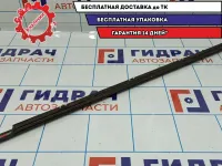 Накладка стекла переднего правого Nissan Almera Classic 80820-95F0A.