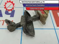 Ограничитель двери задней левой Nissan Almera Classic 82430-95F0A.