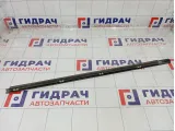 Накладка стекла переднего правого Nissan Almera Classic 8082095F0A