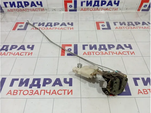 Замок двери задней правой Nissan Almera Classic 8250295F0A