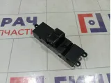 Блок управления стеклоподъемниками Nissan Almera Classic 2540095F0B