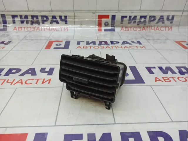 Дефлектор воздушный передний левый Nissan Almera Classic 6875095F0M