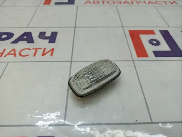 Повторитель на крыло Nissan Almera Classic 2616095F0A