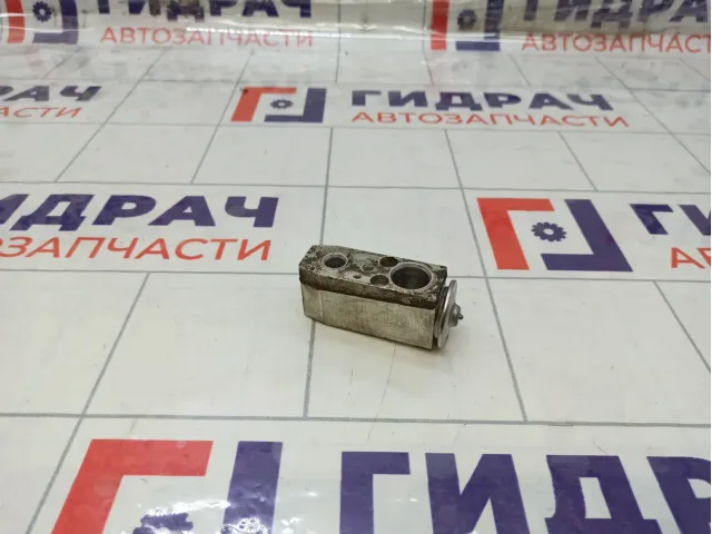 Клапан кондиционера Nissan Almera Classic 9220095F0A