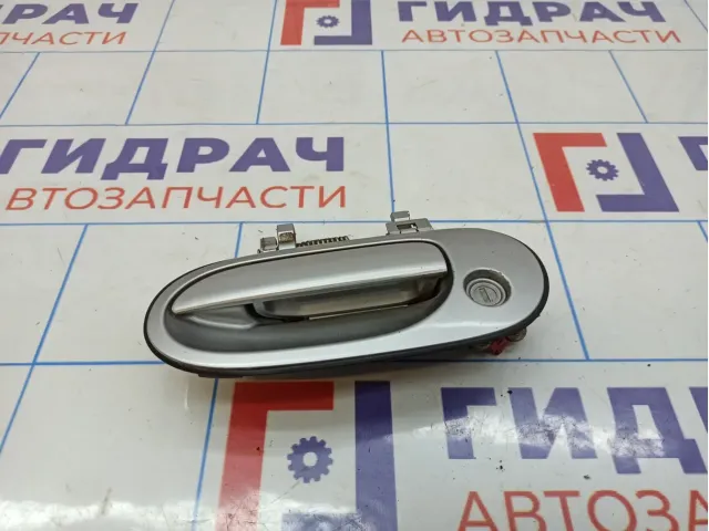 Ручка двери нружная передняя левая Nissan Almera Classic (B10) 80607-95F0K