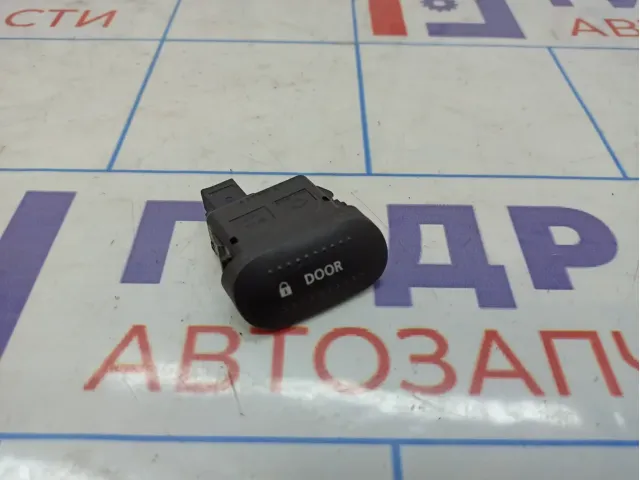 Кнопка центрального замка Nissan Almera Classic (B10) 25210-95F0A