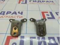 Петли двери передней правой Nissan Almera Classic (B10)