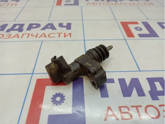 Цилиндр сцепления рабочий Nissan Almera Classic (B10) 30620-95F0A