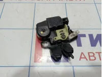 Замок багажника Nissan Almera Classic (B10) 84630-95F0D