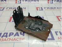Крепление АКБ (корпус/подставка) Nissan Almera Classic (B10) 64860-95F0A