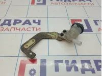 Бачок главного цилиндра сцепления Nissan Almera Classic (B10) 46090-95F0A