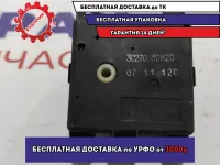 Моторчик заслонки печки Nissan Almera Classic (B10) 1 3027030820.