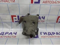 Кронштейн генератора Nissan Almera Classic (B10) 11910-95F0A