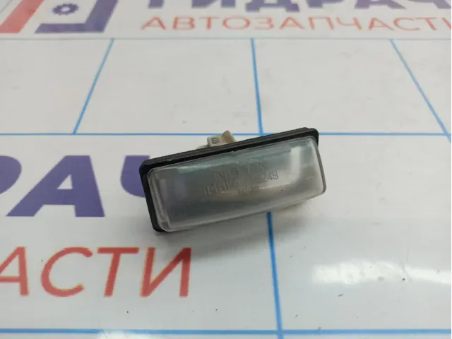 Фонарь подсветки номера Nissan Almera (G15) 26510-9Y00A