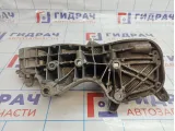 Кронштейн генератора Nissan Almera (G15) 11710-00Q2D