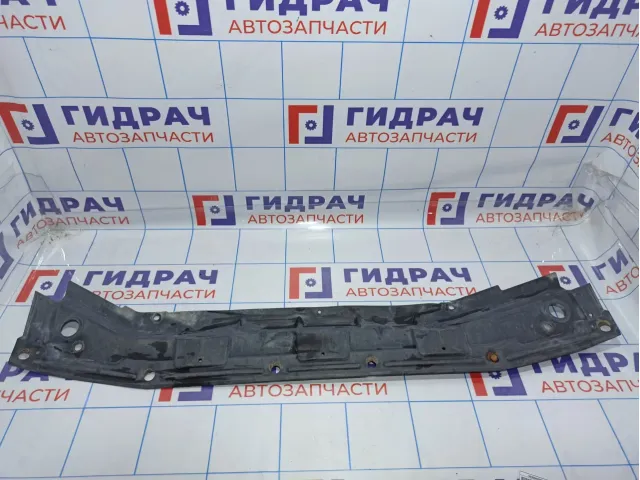 Пыльник двигателя центральный Nissan Almera (G15) 75898-4AA0A