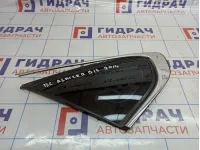 Стекло кузовное глухое левое Nissan Almera (G15) 83301-EW000