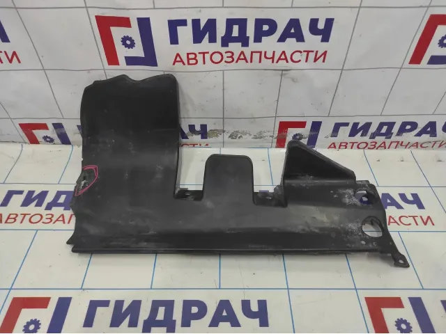 Воздуховод радиатора правый Nissan Almera (G15) 62822-4AA0A