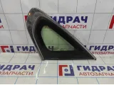 Стекло кузовное глухое правое Nissan Almera (G15) 83300-EW000
