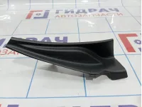Накладка решетки стеклоочистителя лобового стекла правая Nissan Almera (G15) 66894-EW000