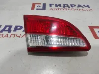 Фонарь задний внутренний левый Nissan Almera (G15) 26555-4AA1A.
