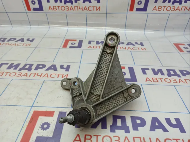 Кронштейн КПП Nissan Almera (G15) 8200043084.