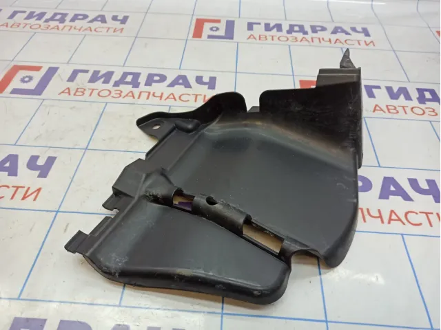 Пыльник двигателя боковой правый Nissan Almera (G15) 8200595797.