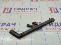 Трубка системы охлаждения Nissan Almera (G15) 8200134513.