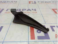 Накладка решетки стеклоочистителя лобового стекла правая Nissan Almera (G15) 66894-EW000.
