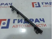 Рейка топливная (рампа) Nissan Almera (G15) 17520-00QAB.