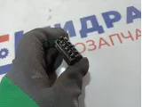 Кнопка центрального замка Nissan Almera (G15) 252104AA0A.