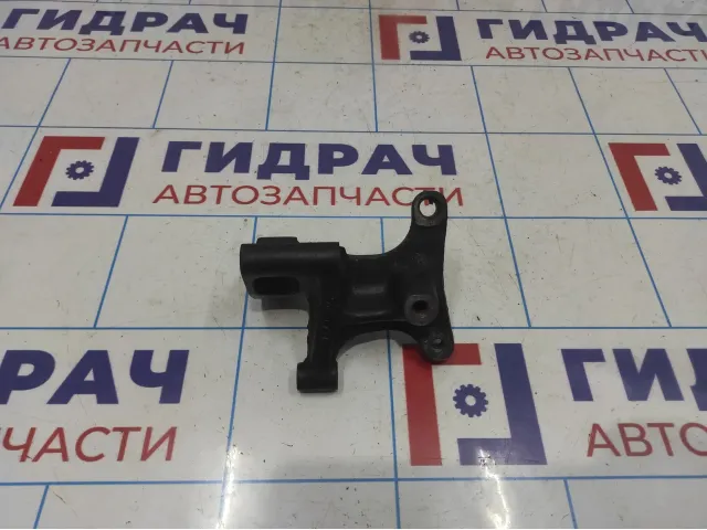 Кронштейн двигателя правый Nissan Almera (N16) 11231-BM501