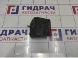 Кронштейн усилителя переднего бампера левый Nissan Almera (N16) 62211-AU330