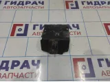 Кронштейн усилителя переднего бампера левый Nissan Almera (N16) 62211-AU330