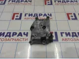 Кронштейн генератора Nissan Almera (N16) 11910-BM700