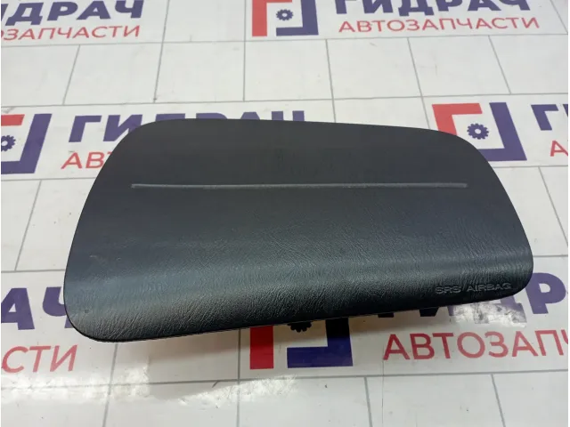 Накладка на торпедо правая Nissan Almera (N16)