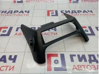 Накладка центральной консоли Nissan Almera (N16) 68246-BN910