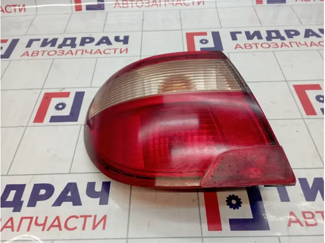 Фонарь задний наружный левый Nissan Almera (N16) 26555-5M528